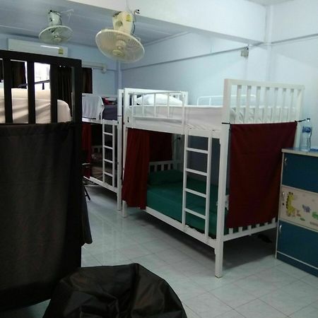 Shady'S Hostel Паттайя Экстерьер фото