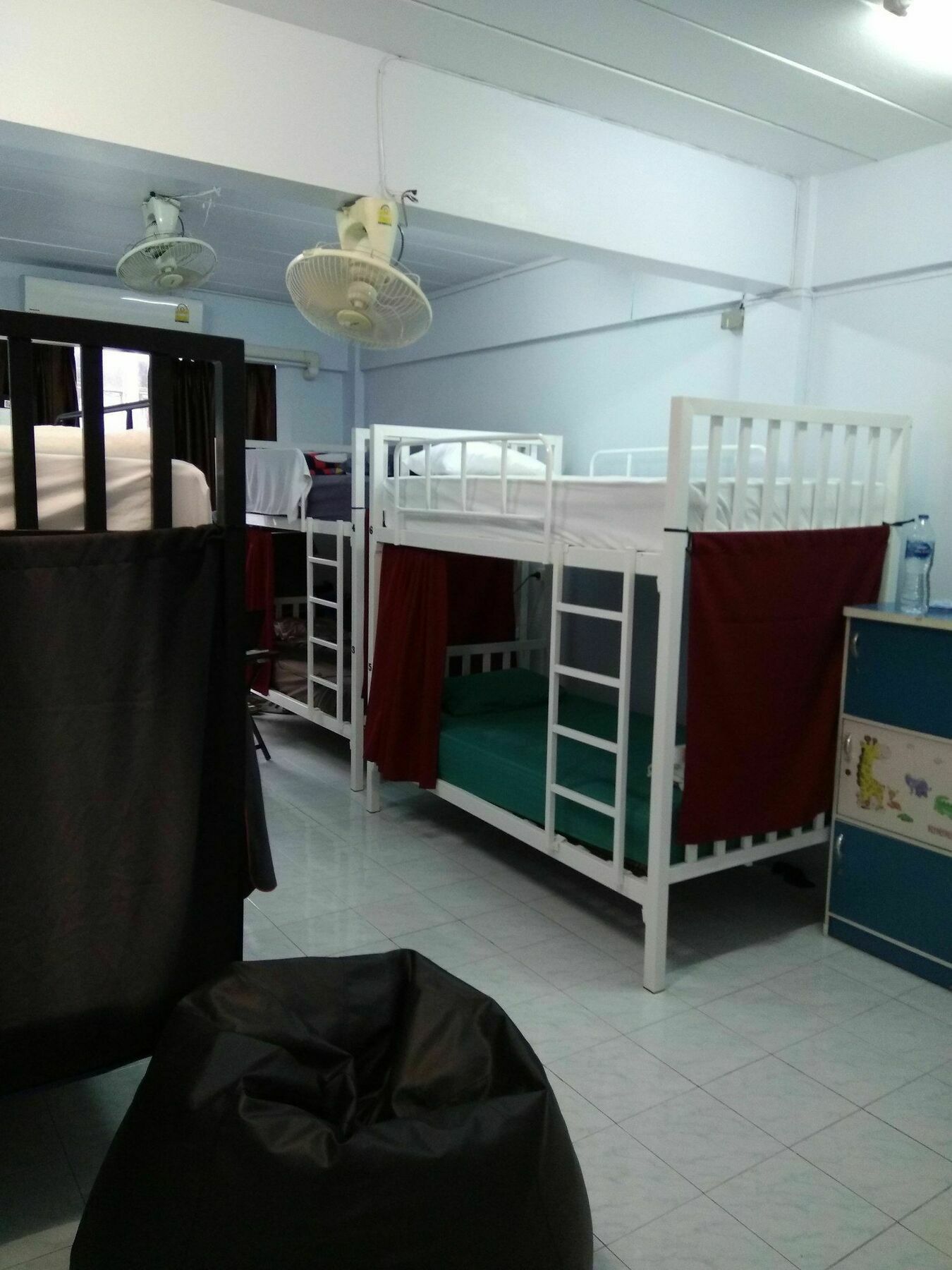 Shady'S Hostel Паттайя Экстерьер фото
